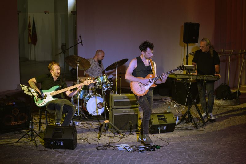 Live music evening event at Starbird chicken Denver